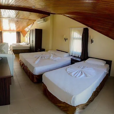 Palm Hotel