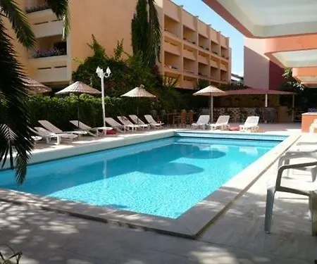 Palm Hotel 3*